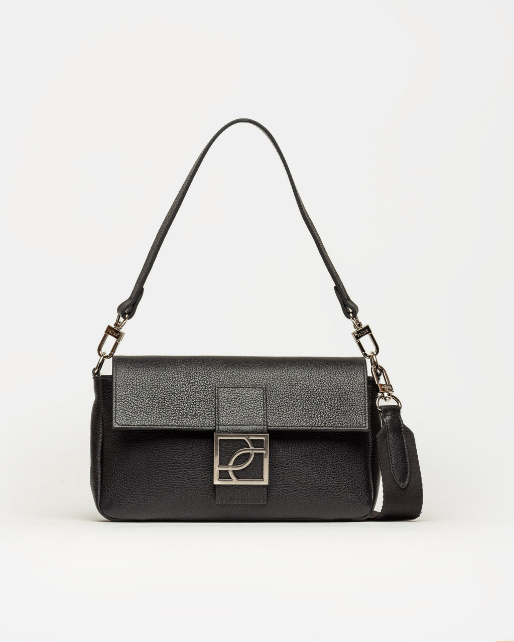 Cartera al hombro Signature en cuero graneado