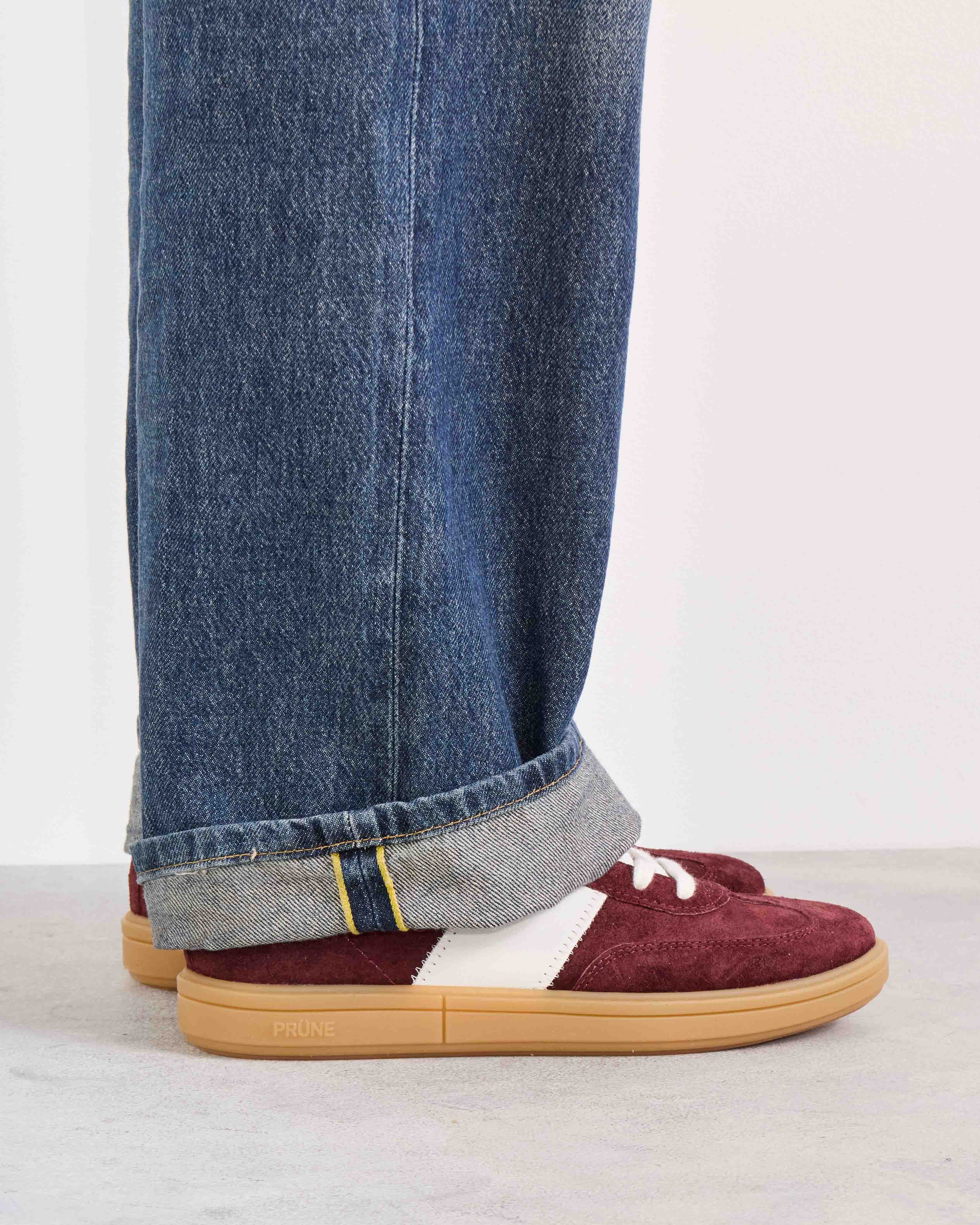 Sneaker Nil en gamuza