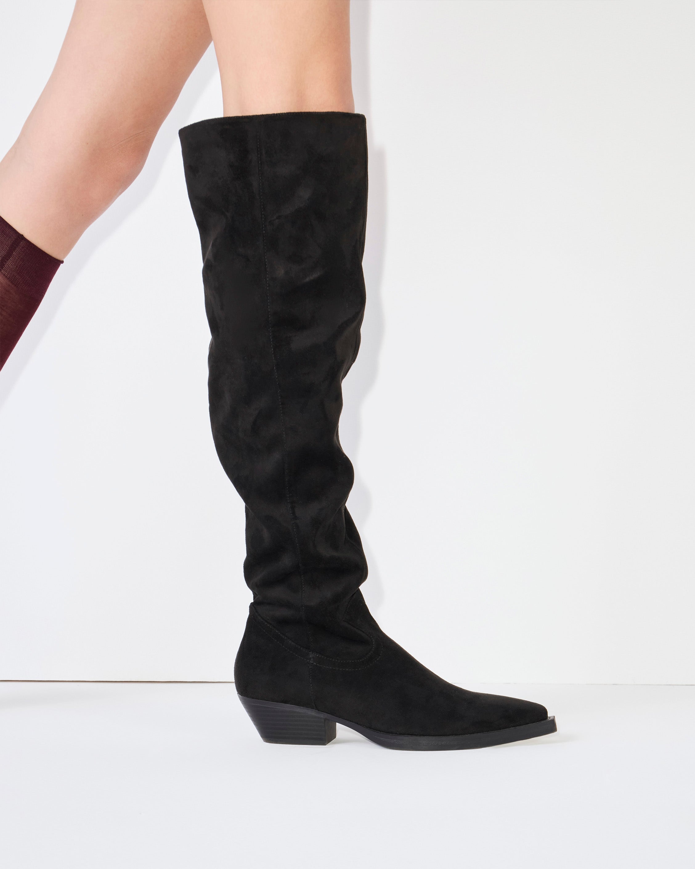 Bota caña alta Jolene en efecto gamuza