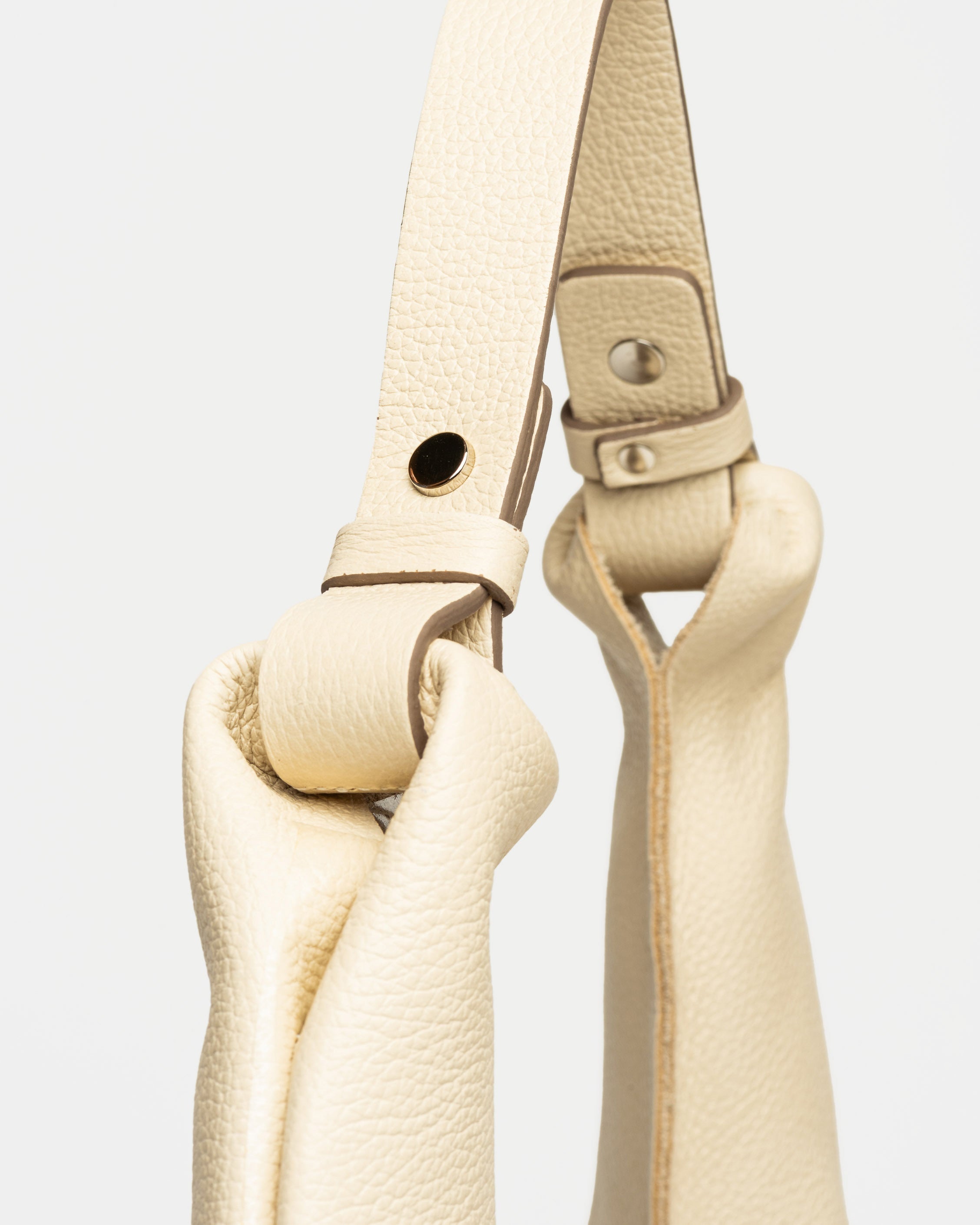 Bolso Signature en cuero graneado